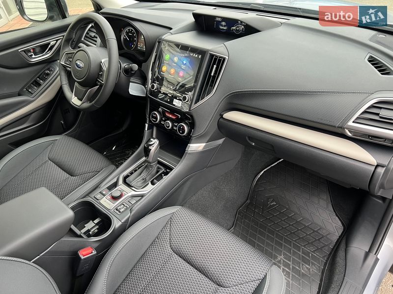 Позашляховик / Кросовер Subaru Forester 2024 в Києві