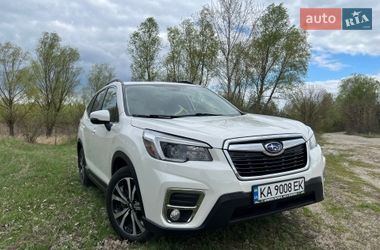 Позашляховик / Кросовер Subaru Forester 2018 в Києві