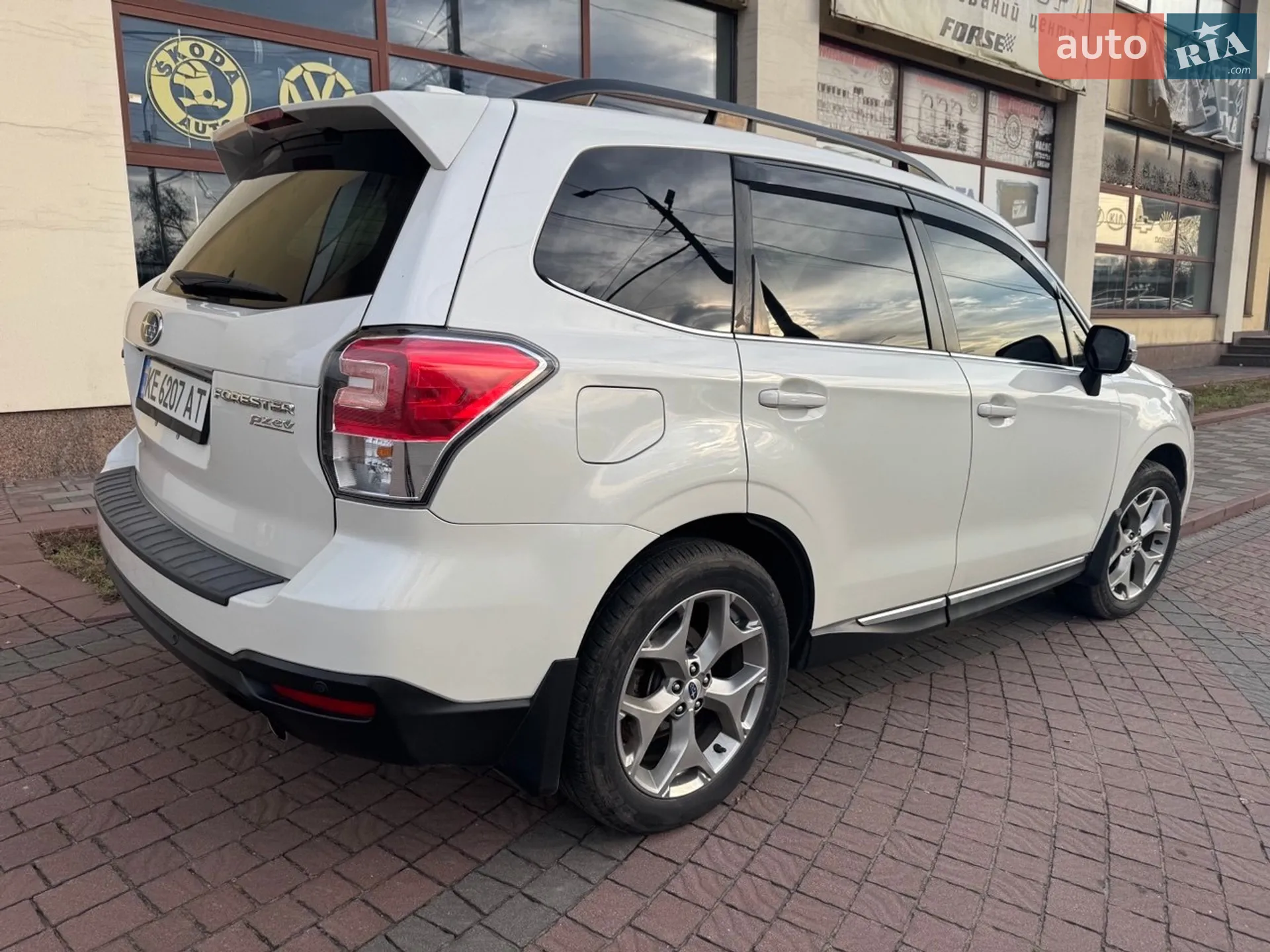 2016 Subaru Forester - мініатюра 4