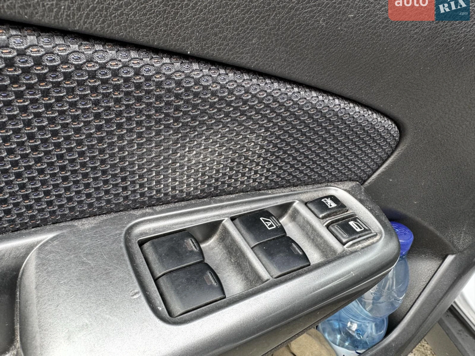 2011 Subaru Forester - мініатюра 21