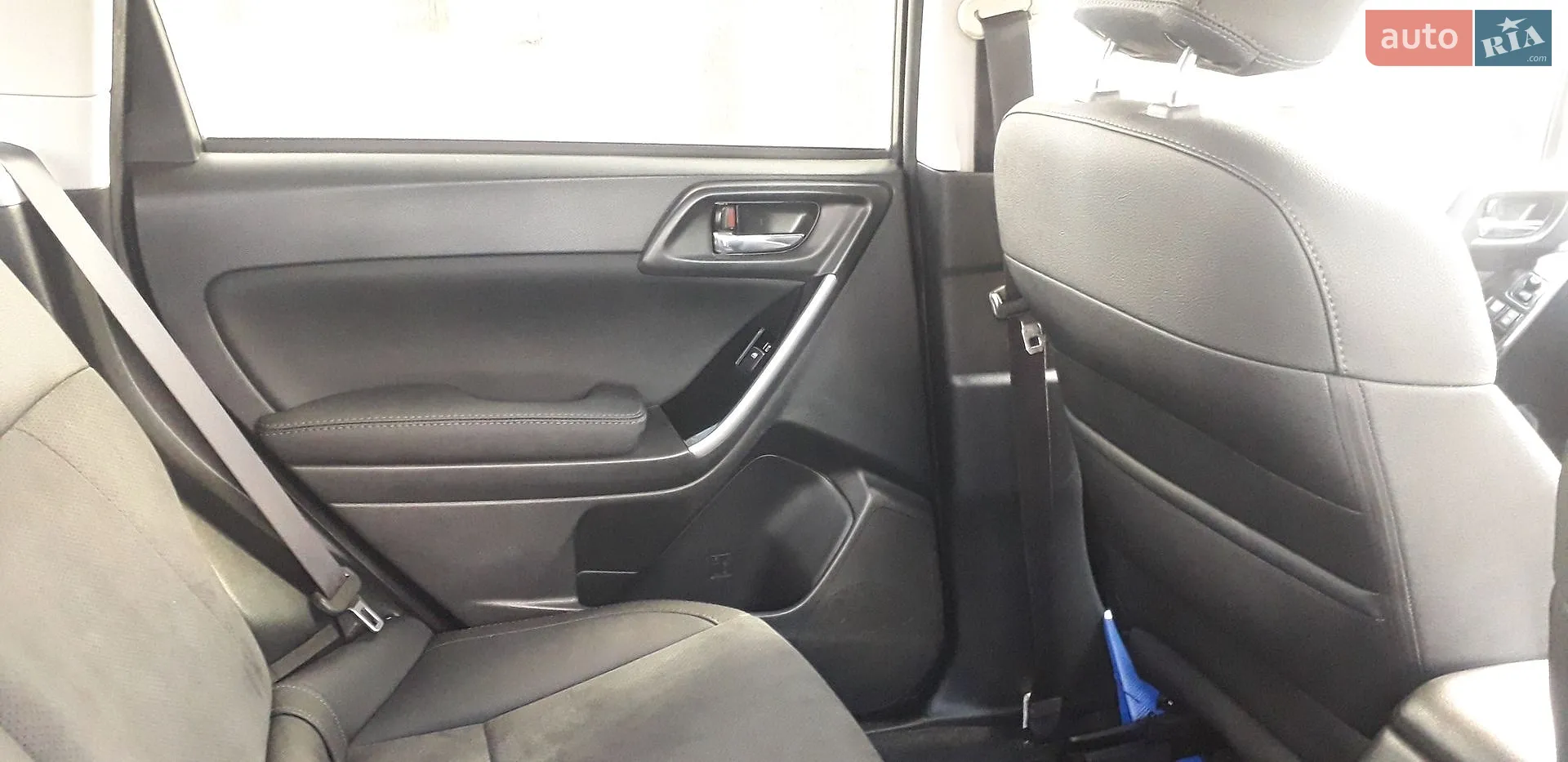 2016 Subaru Forester - мініатюра 16