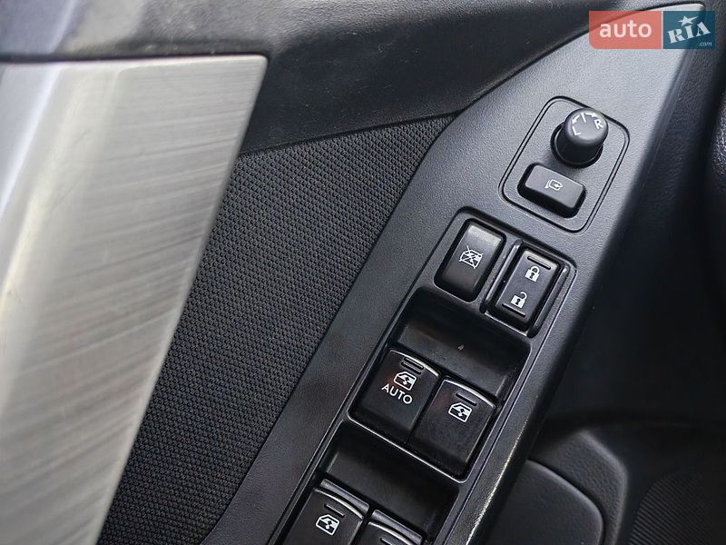 Позашляховик / Кросовер Subaru Forester 2013 в Харкові