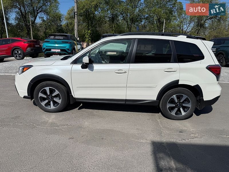 Внедорожник / Кроссовер Subaru Forester 2018 в Одессе