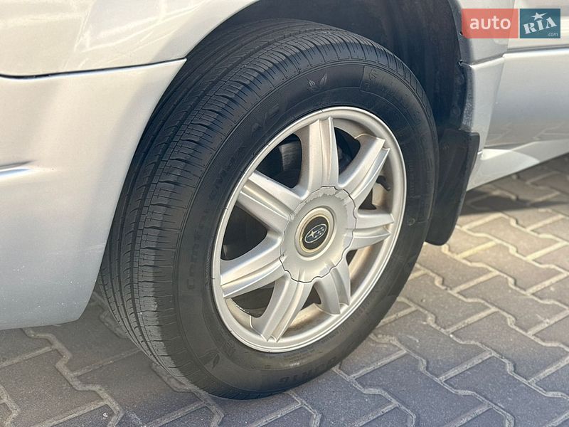 Внедорожник / Кроссовер Subaru Forester 2006 в Киеве