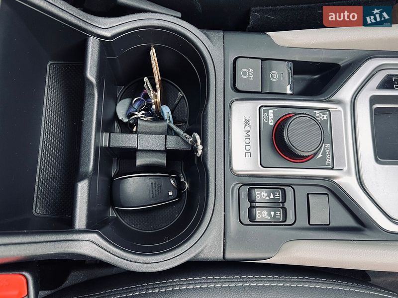 Внедорожник / Кроссовер Subaru Forester 2022 в Тернополе