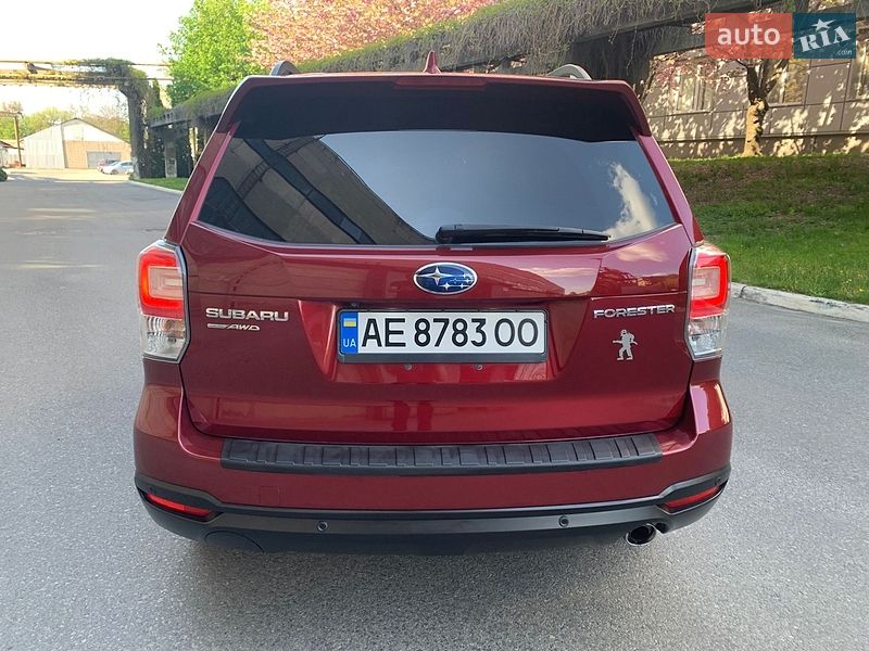 Внедорожник / Кроссовер Subaru Forester 2016 в Днепре