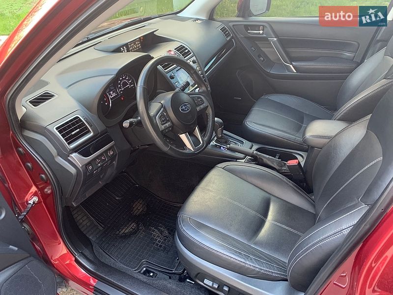 Внедорожник / Кроссовер Subaru Forester 2016 в Днепре