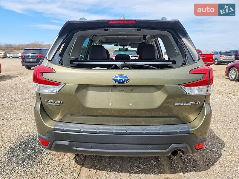 Внедорожник / Кроссовер Subaru Forester 2022 в Киеве