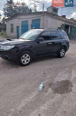 Внедорожник / Кроссовер Subaru Forester 2012 в Лановцах