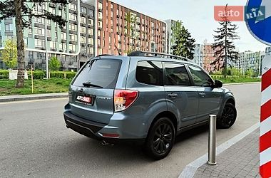 Внедорожник / Кроссовер Subaru Forester 2012 в Киеве
