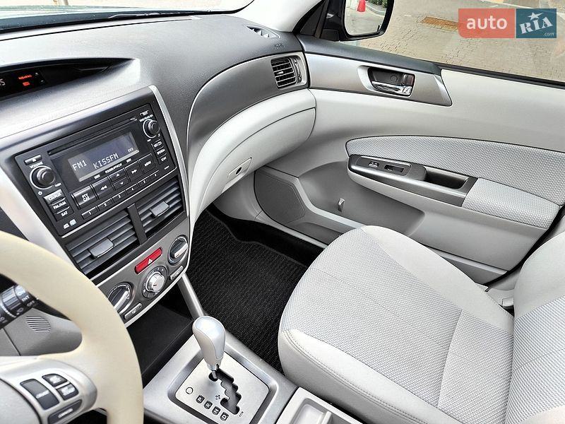 Внедорожник / Кроссовер Subaru Forester 2012 в Киеве