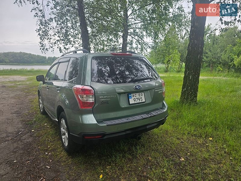 Внедорожник / Кроссовер Subaru Forester 2016 в Ковеле
