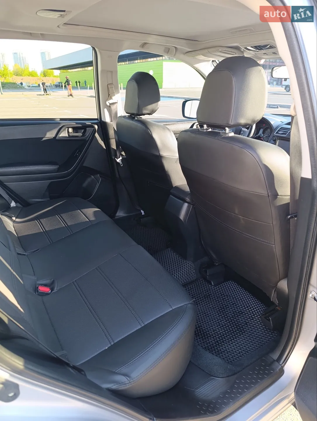 2016 Subaru Forester - мініатюра 8