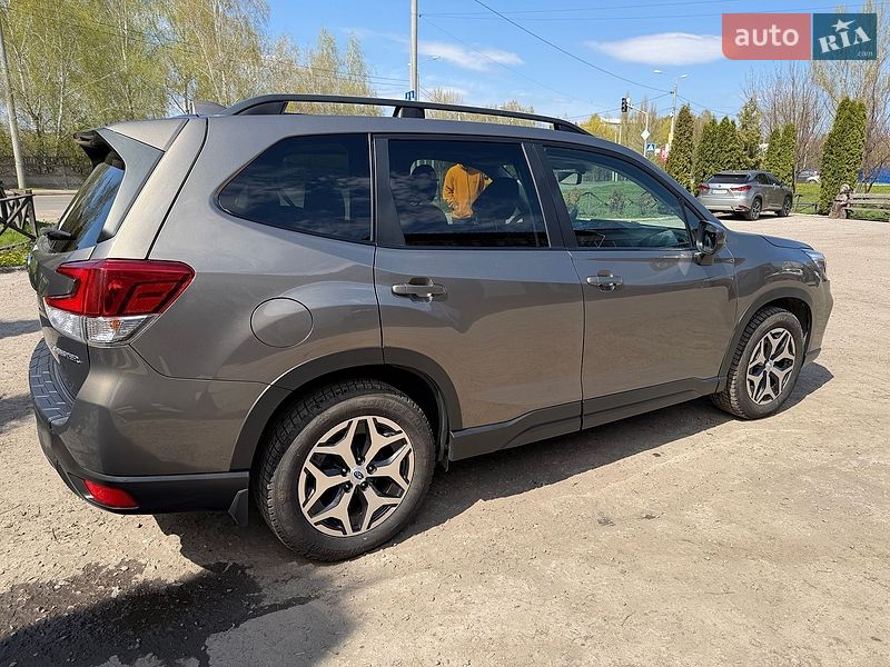 Внедорожник / Кроссовер Subaru Forester 2020 в Сумах