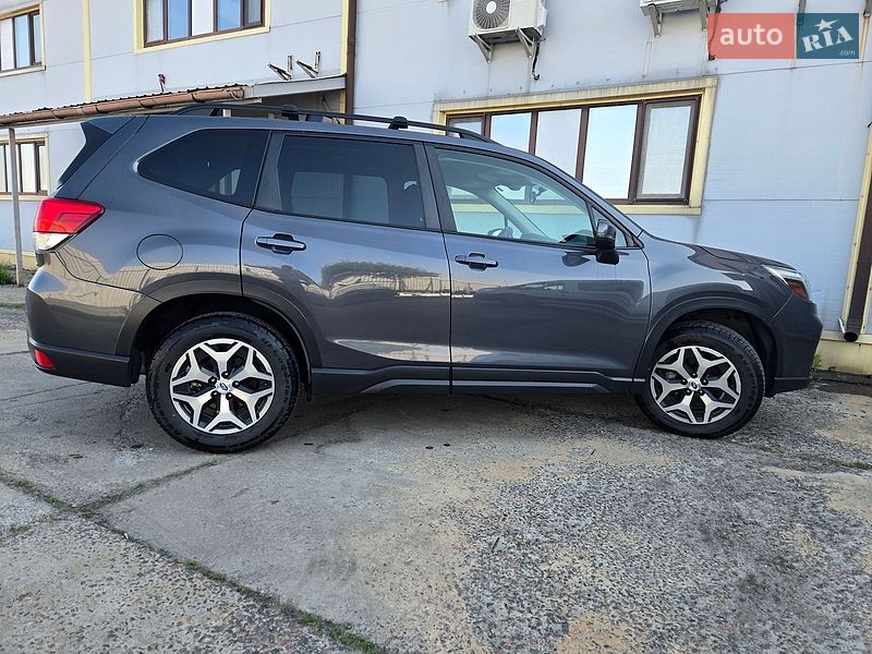 Позашляховик / Кросовер Subaru Forester 2021 в Броварах