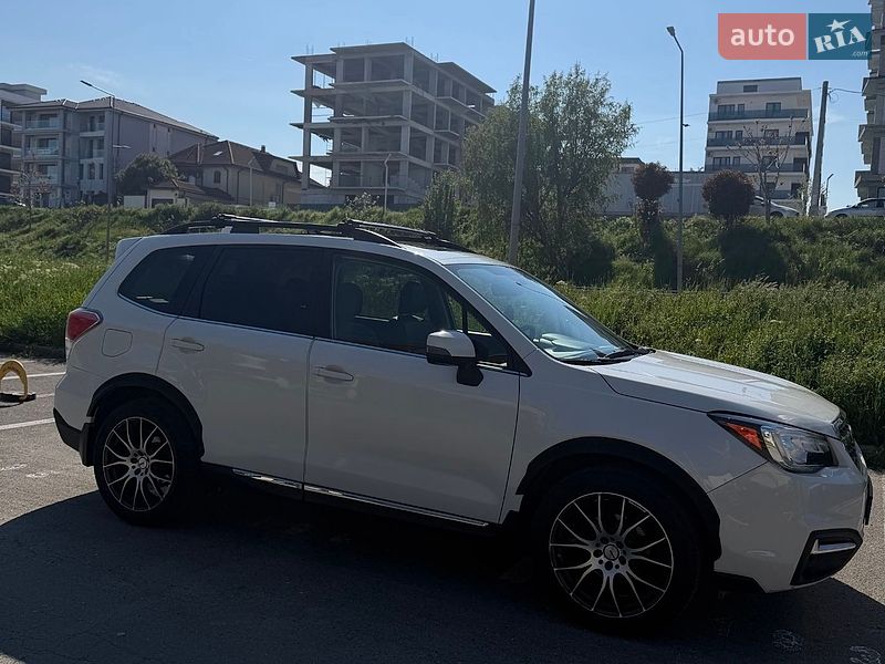 Внедорожник / Кроссовер Subaru Forester 2017 в Одессе