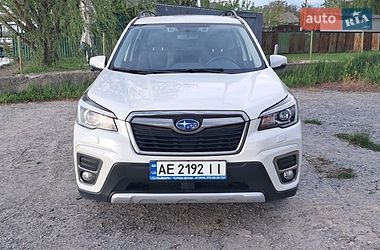 Позашляховик / Кросовер Subaru Forester 2018 в Дніпрі