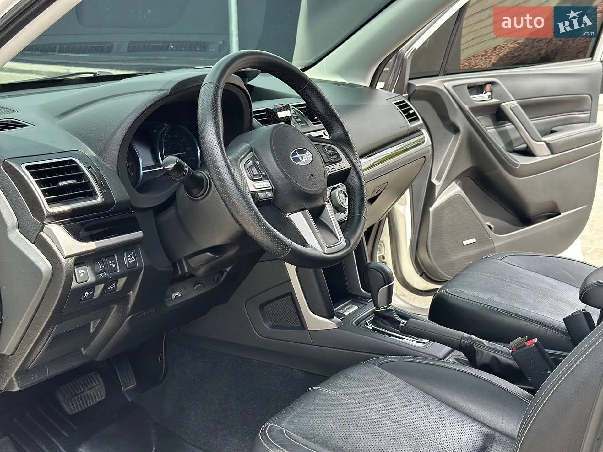 2017 Subaru Forester - мініатюра 9