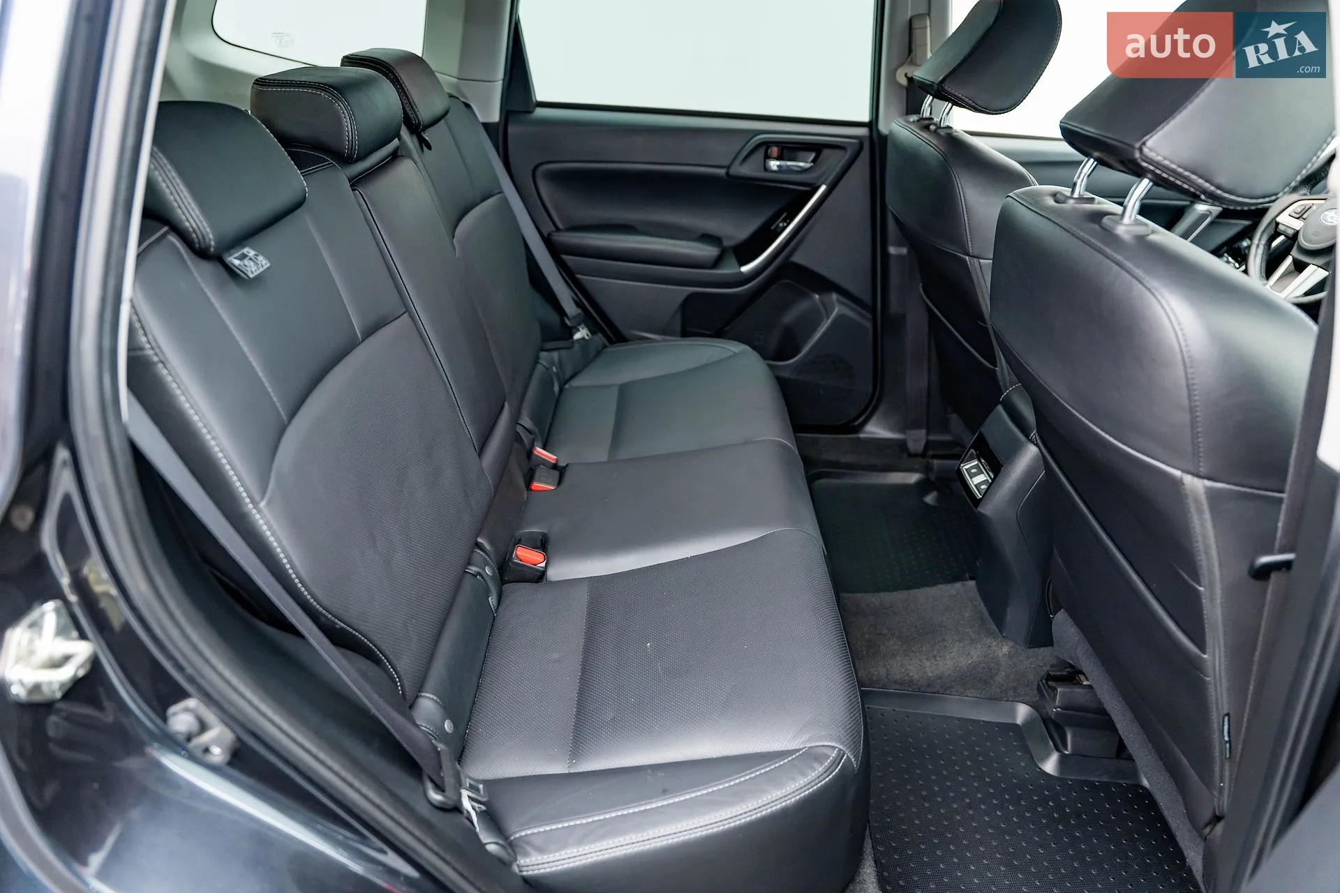 2017 Subaru Forester - мініатюра 26