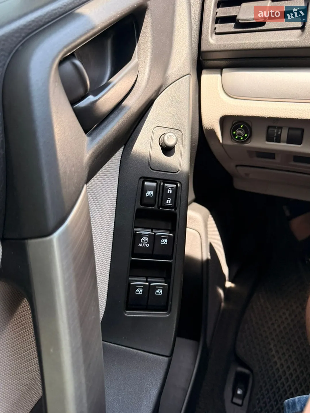 2013 Subaru Forester - мініатюра 25