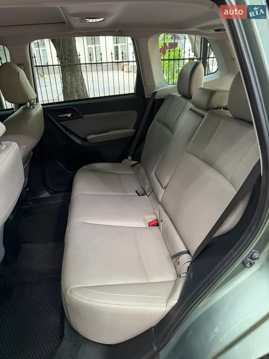 2016 Subaru Forester - мініатюра 16