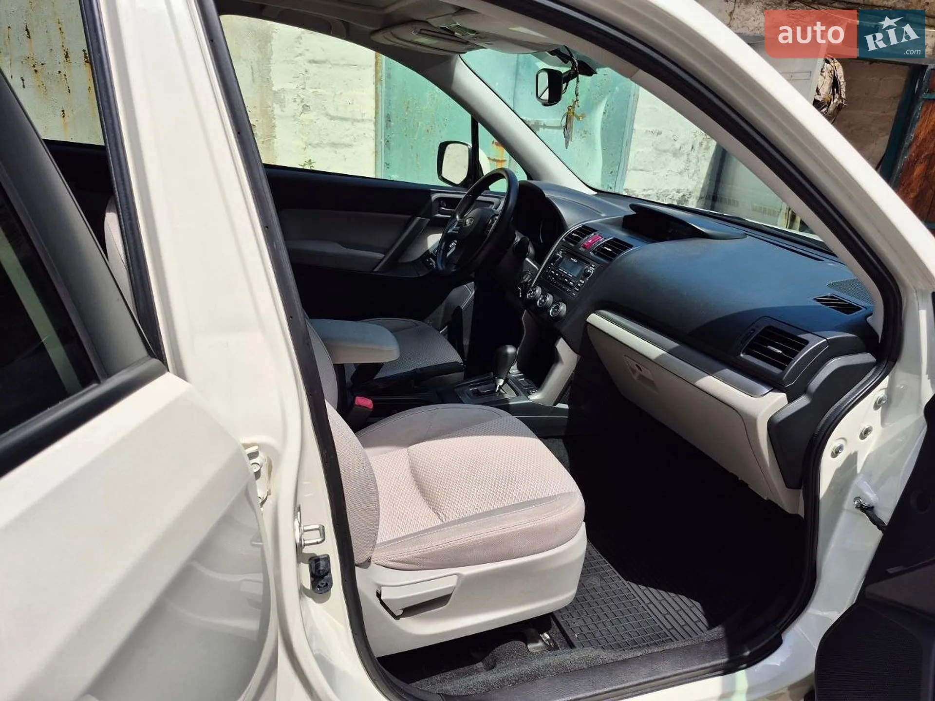 Subaru Forester 2014 VIN JF2SJADC7FH561064 фото оголошення 8 з 11
