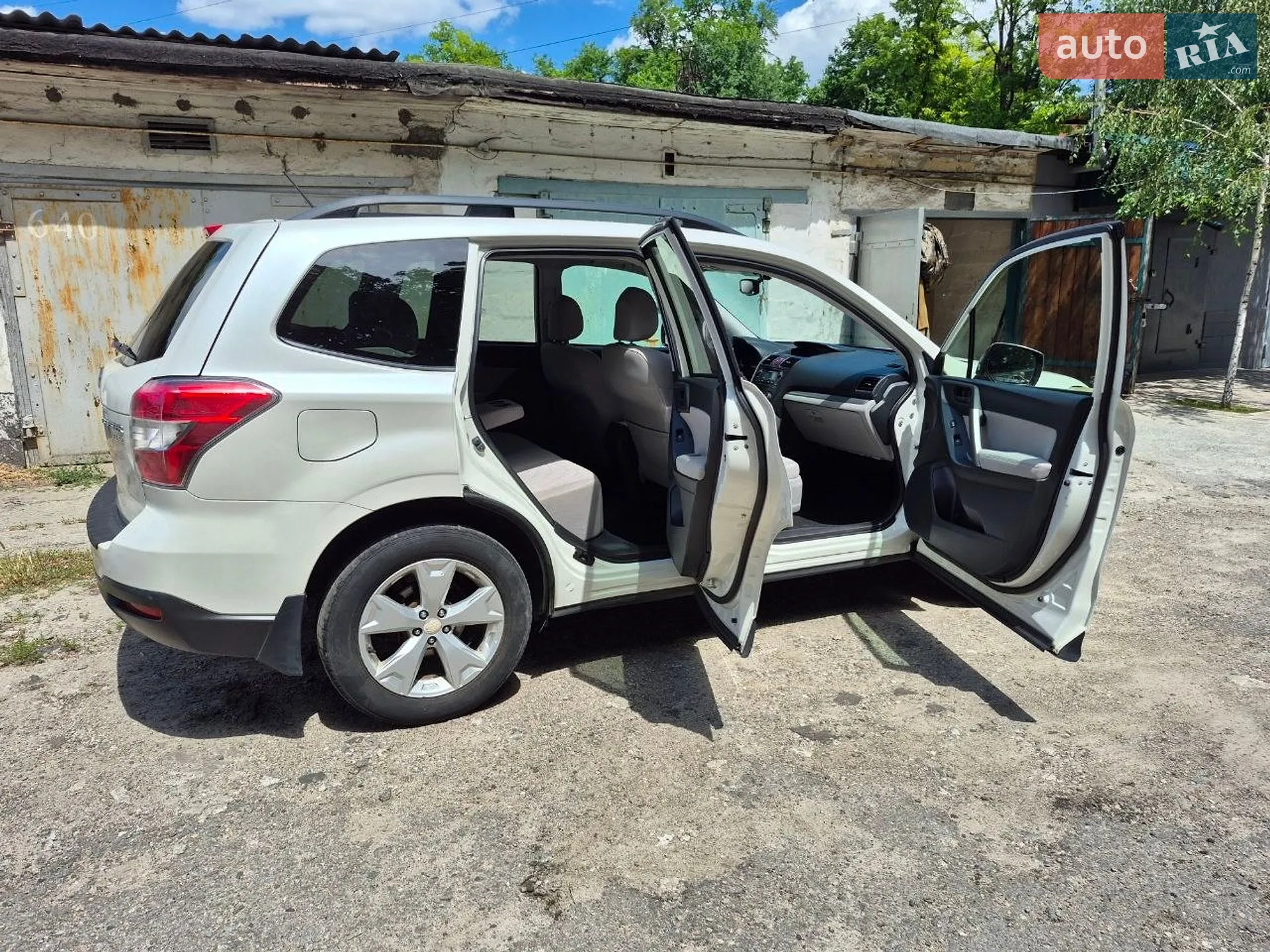 Subaru Forester 2014 VIN JF2SJADC7FH561064 фото оголошення 10 з 11