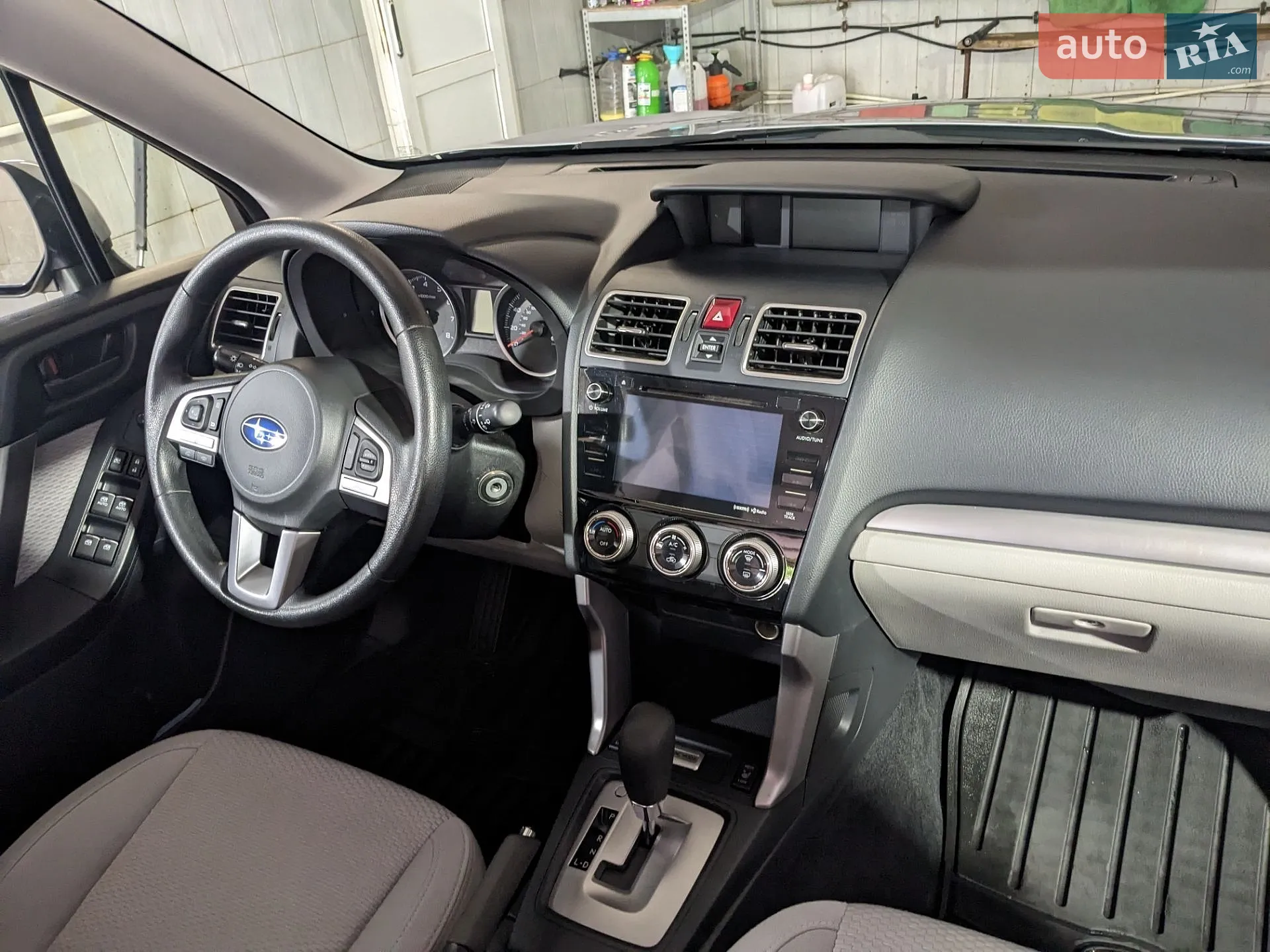 2016 Subaru Forester - мініатюра 16