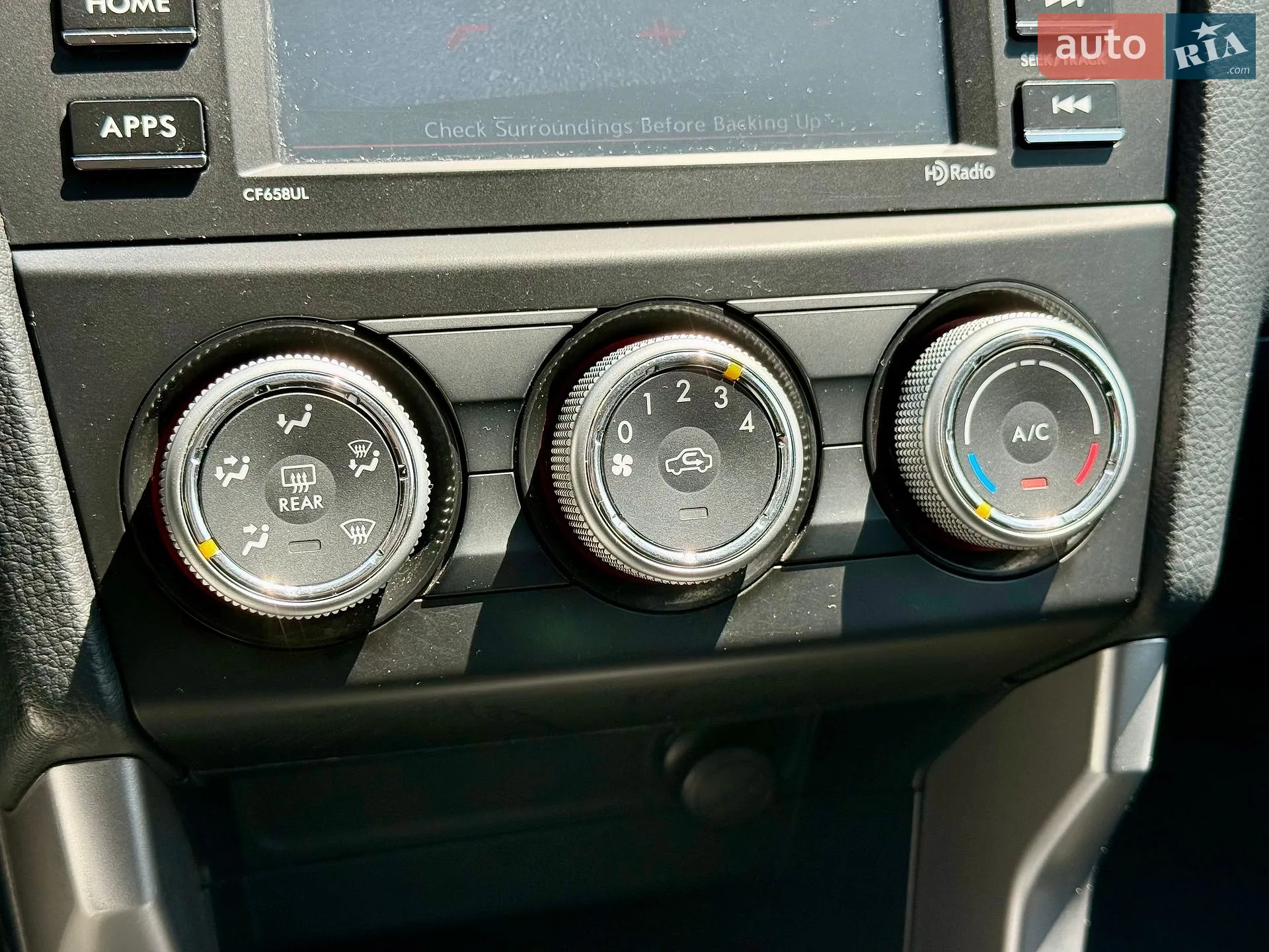 2016 Subaru Forester - мініатюра 17