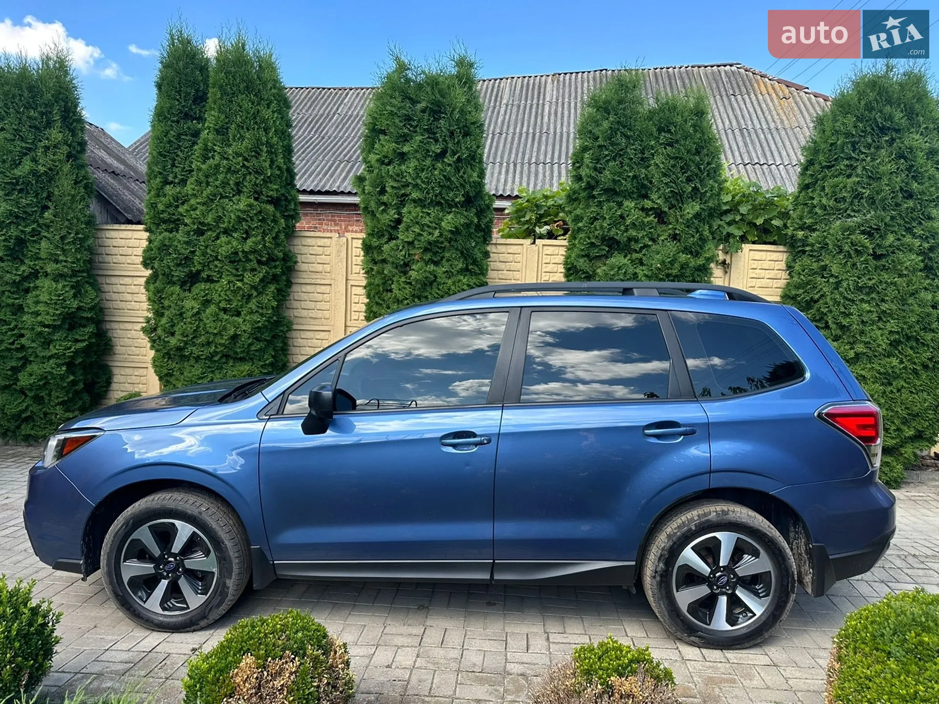 2017 Subaru Forester - мініатюра 11