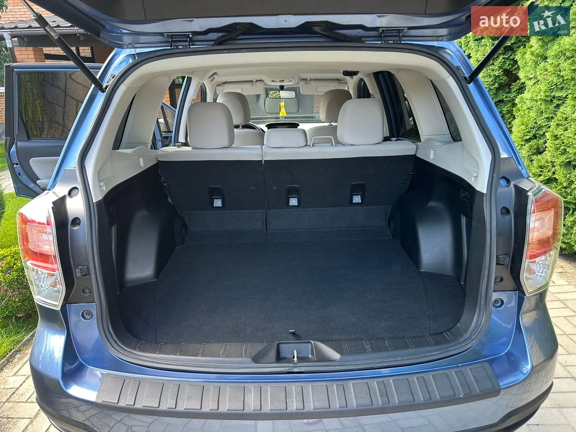 2017 Subaru Forester - мініатюра 17