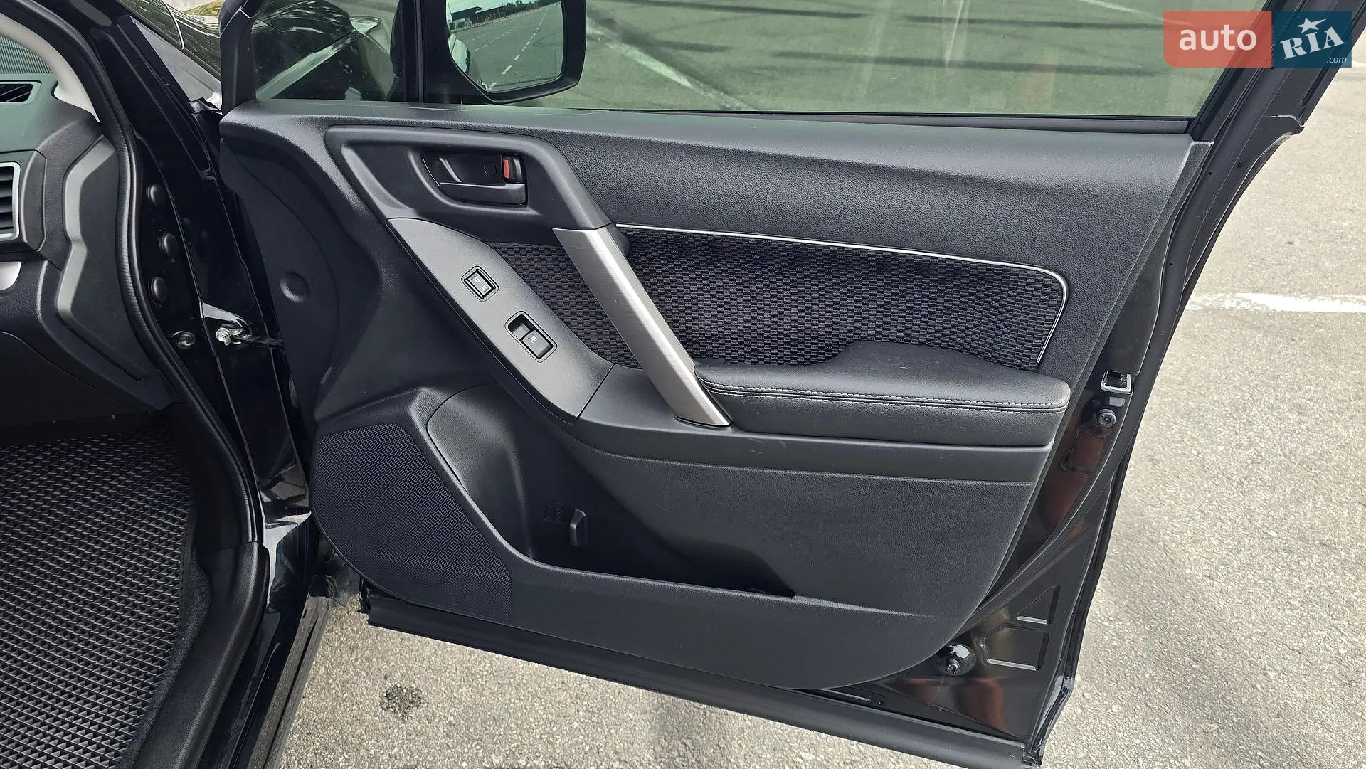 2017 Subaru Forester - мініатюра 12