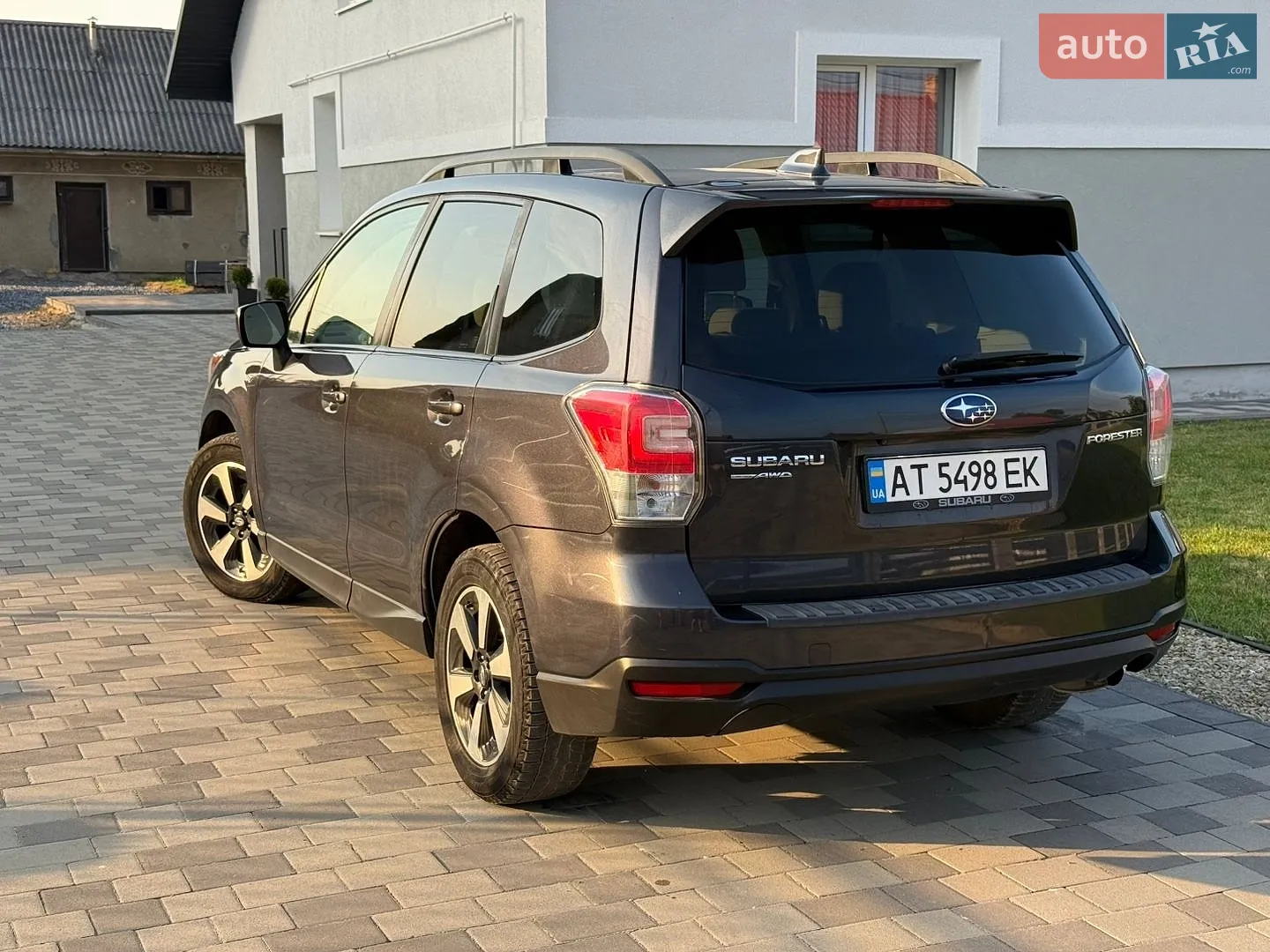 2017 Subaru Forester - мініатюра 16