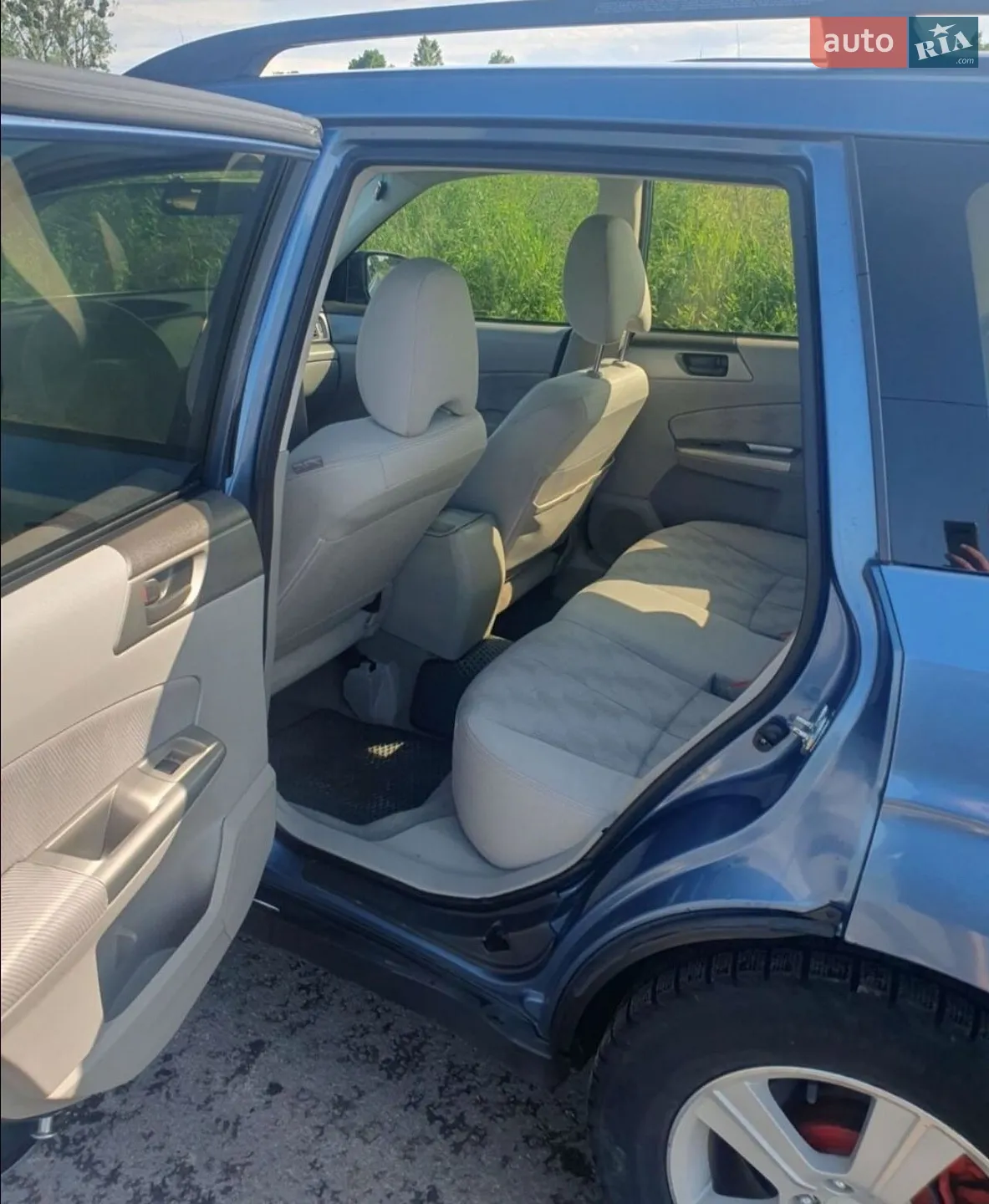 2010 Subaru Forester - мініатюра 3
