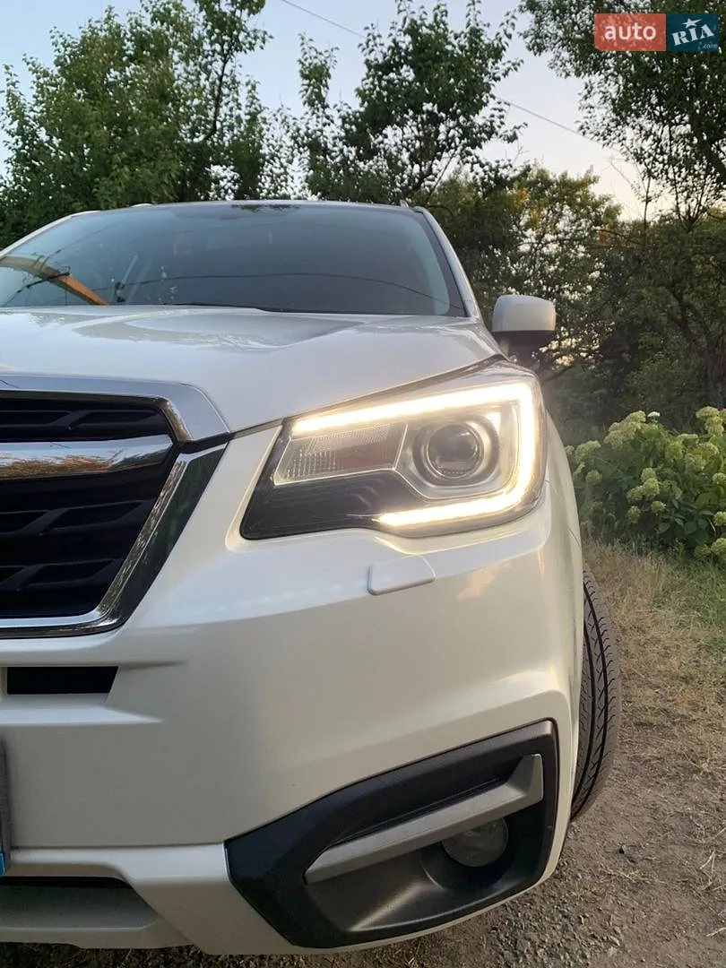 2017 Subaru Forester - мініатюра 2