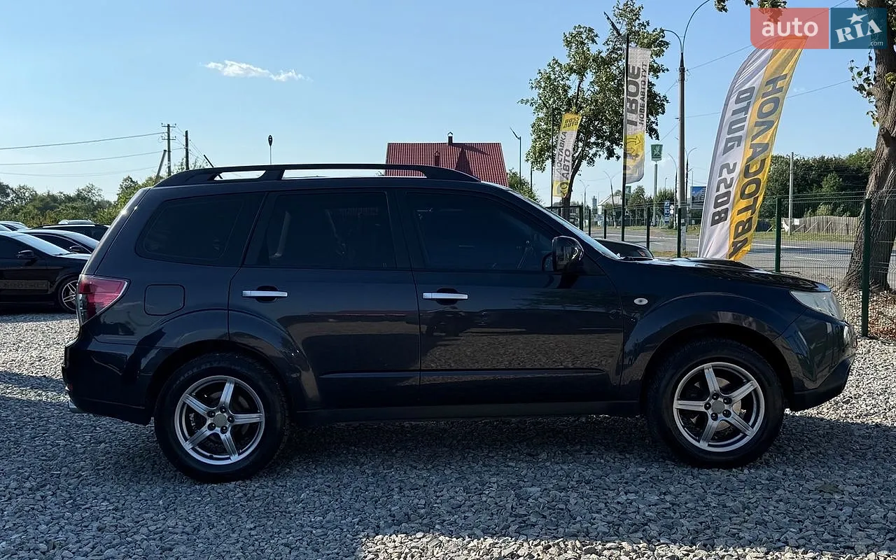 2010 Subaru Forester - мініатюра 8