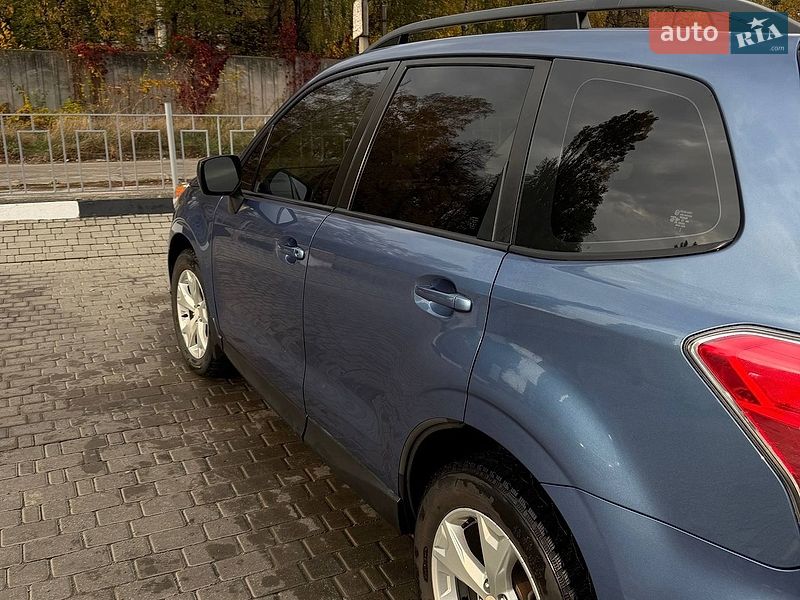 Внедорожник / Кроссовер Subaru Forester 2015 в Сумах