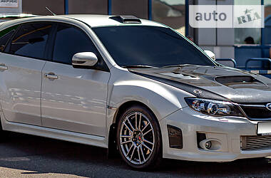 Хэтчбек Subaru Impreza WRX STI 2012 в Киеве