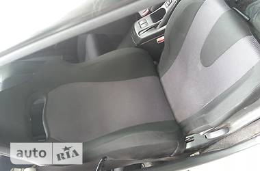 Седан Subaru Impreza 2002 в 