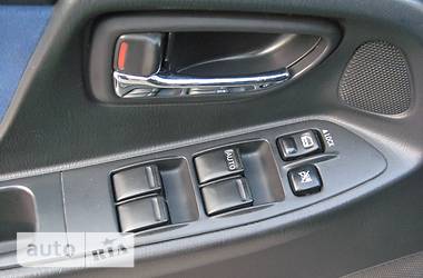 Седан Subaru Impreza 2004 в 