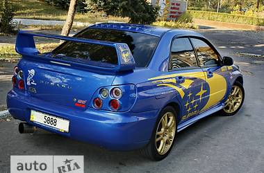 Седан Subaru Impreza 2004 в 