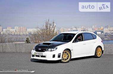 Хэтчбек Subaru Impreza 2008 в 