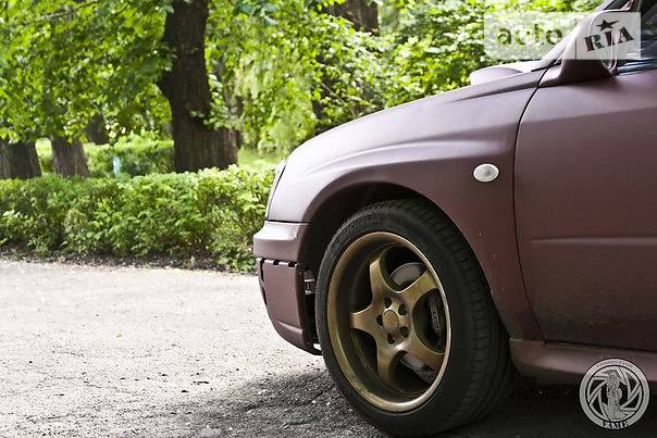 Седан Subaru Impreza 2004 в Киеве