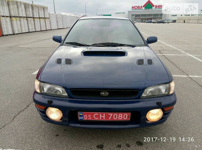 Седан Subaru Impreza 1997 в Запорожье