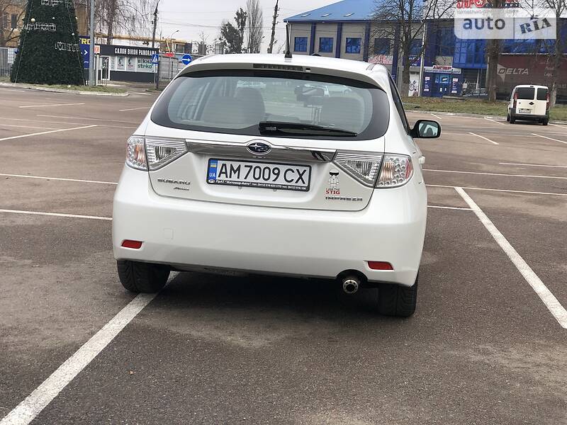 Хетчбек Subaru Impreza 2010 в Житомирі