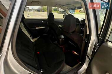 Хэтчбек Subaru Impreza 2008 в 