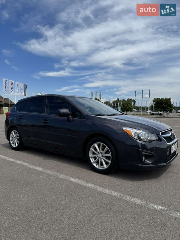 Хэтчбек Subaru Impreza 2014 в Киеве