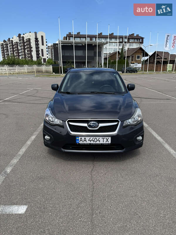 Хэтчбек Subaru Impreza 2014 в Киеве