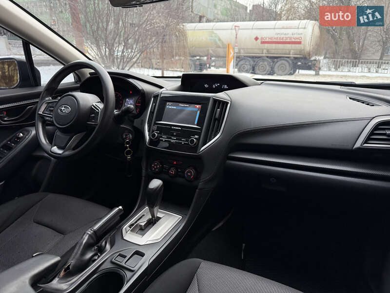 Седан Subaru Impreza 2017 в Днепре