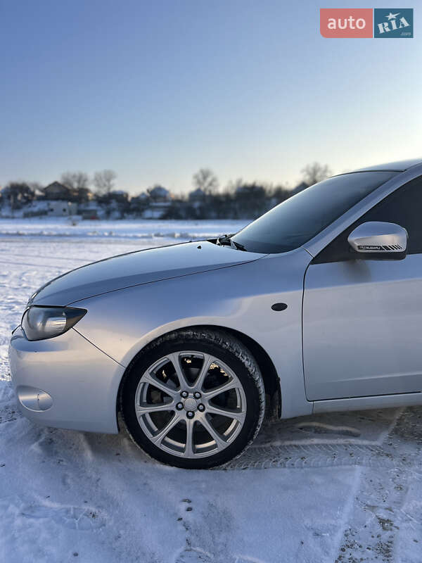 Хэтчбек Subaru Impreza 2008 в Золотоноше